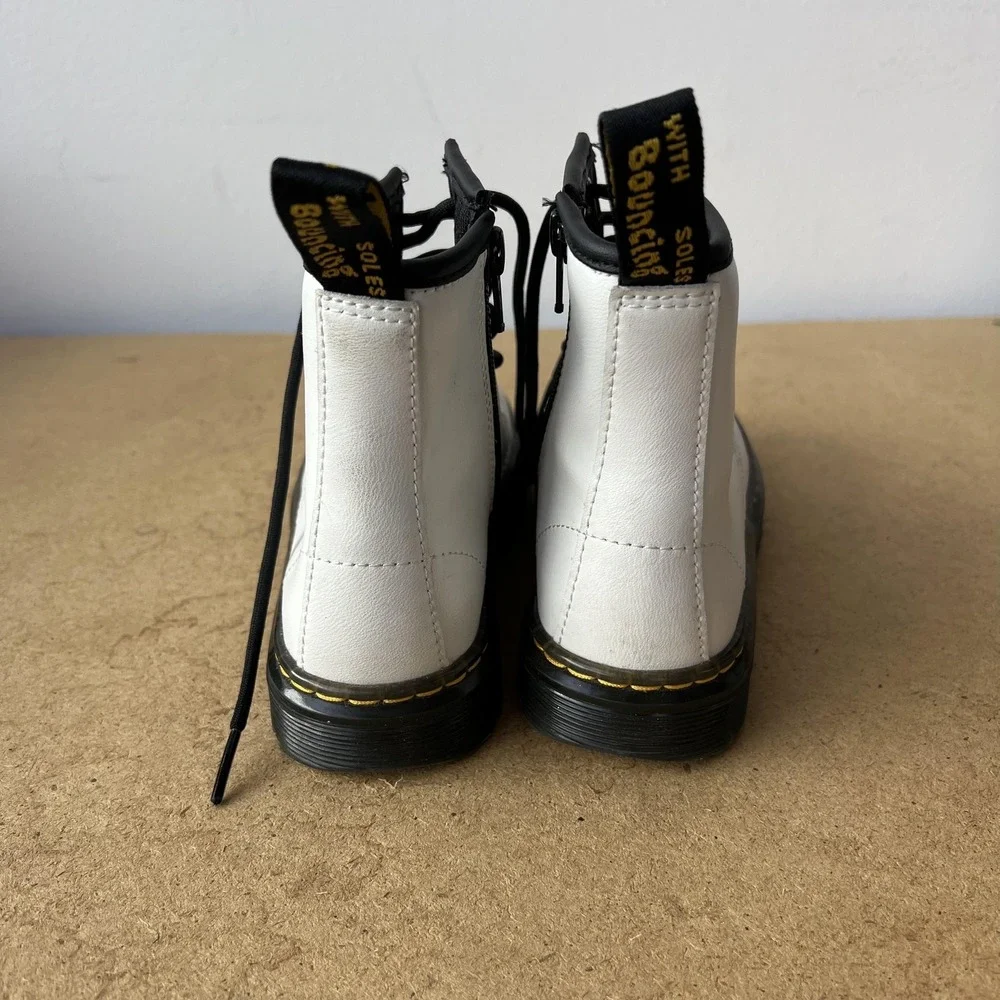Dr. Martens Boots Youth Size 1 White 8-Eye Lace Up Side Zip Combat Ankle AirWair
